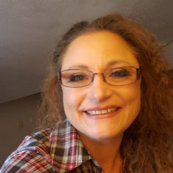 Meet your Posher, Deanna - Picture 1 of 1